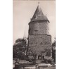 Carte postale - Josselin - Le puits et la tour isolée du chateau