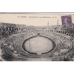 Carte postale - Nîmes - Les arènes - Vue intérieure