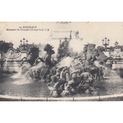 Carte postale - Bordeaux - Monument des Girondins (groupe sud)